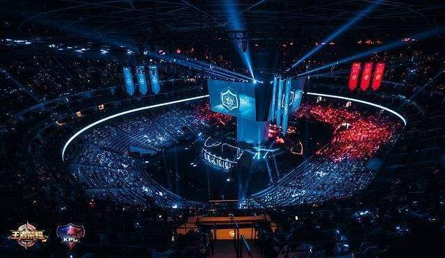 现在进攻端 现在进攻端