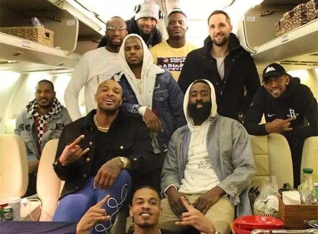 以掩护假象 以掩护假象